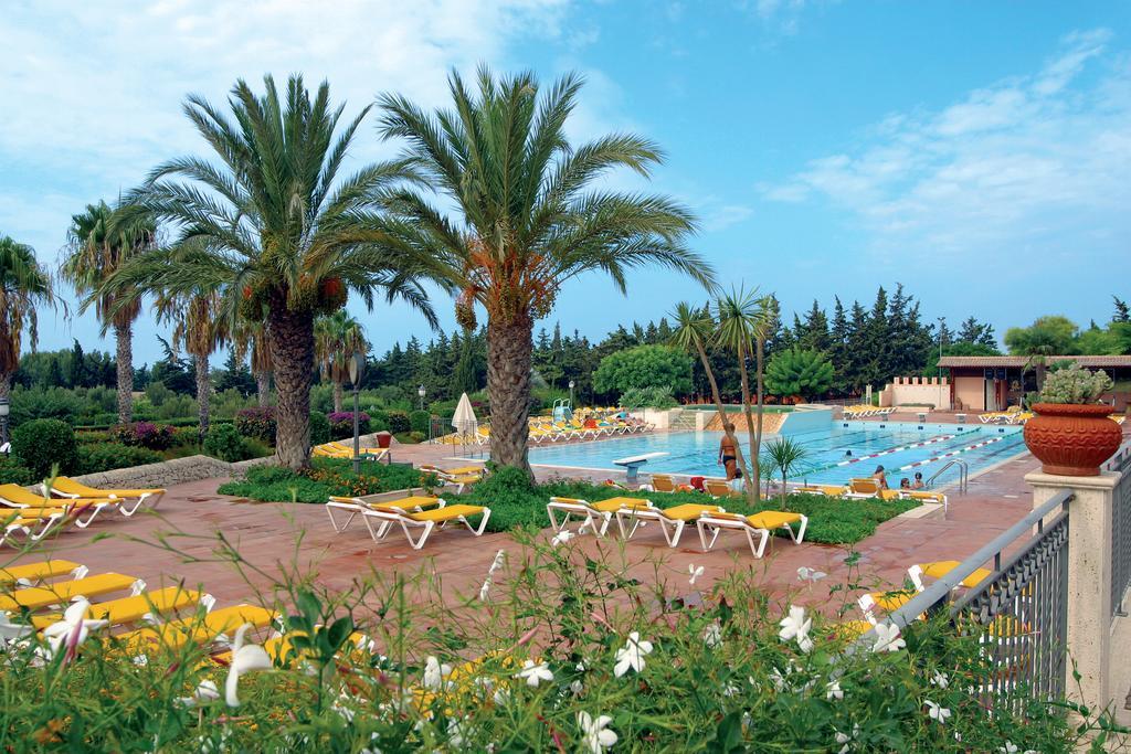 מלון סמפיירי Igv Club Baia Samuele מראה חיצוני תמונה